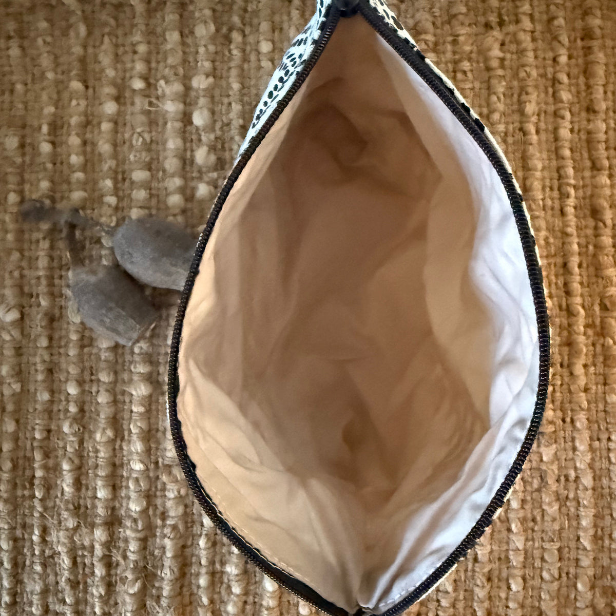 botanical linen pouch : mimosa navy/white